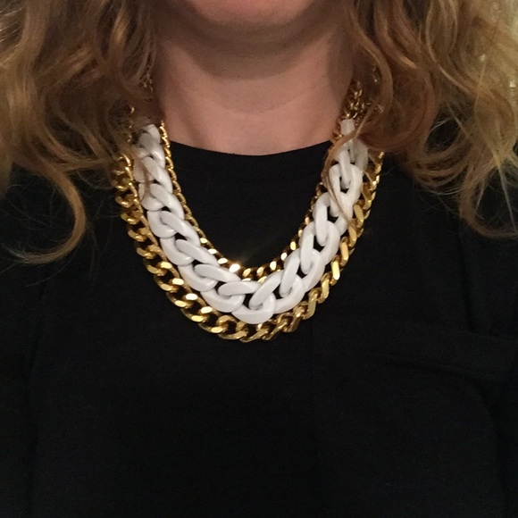 24k Gold and resin chain Ben Amun x DKNY necklace - Picture 3 of 4